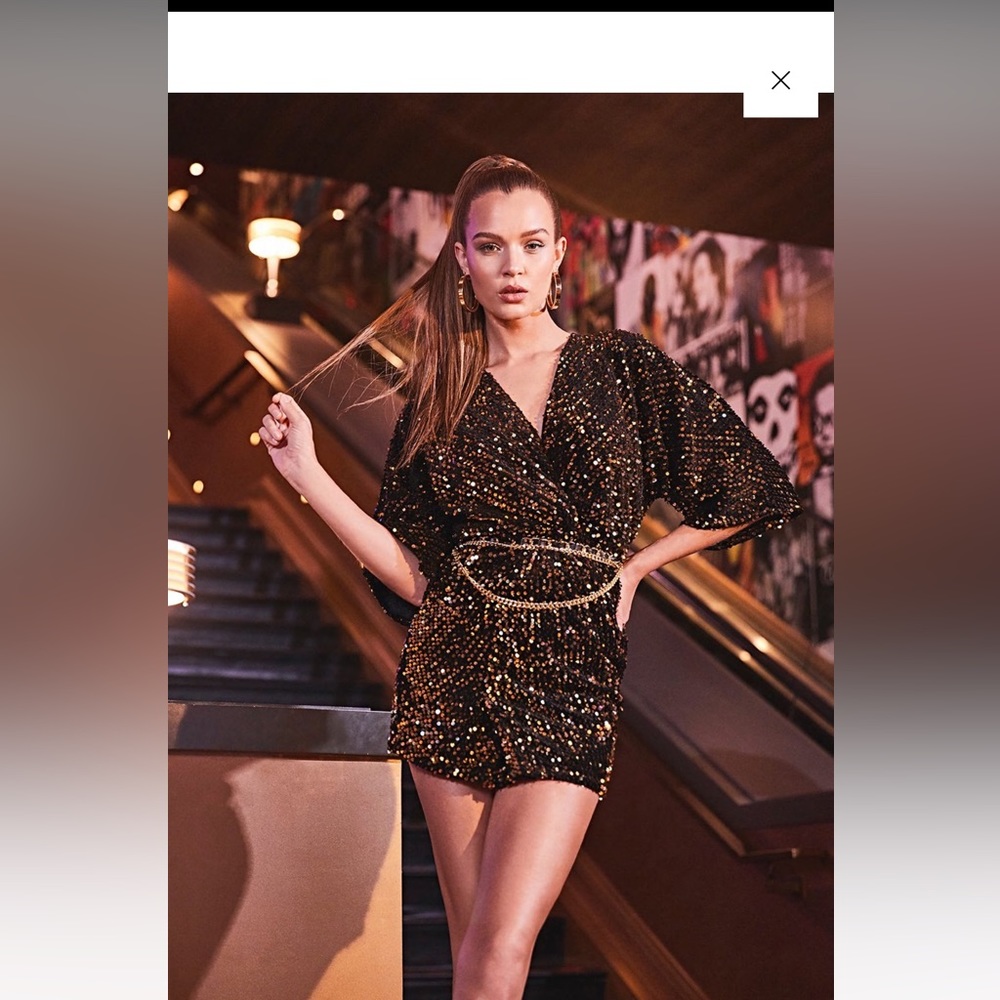 Boohoo velvet sequin dress